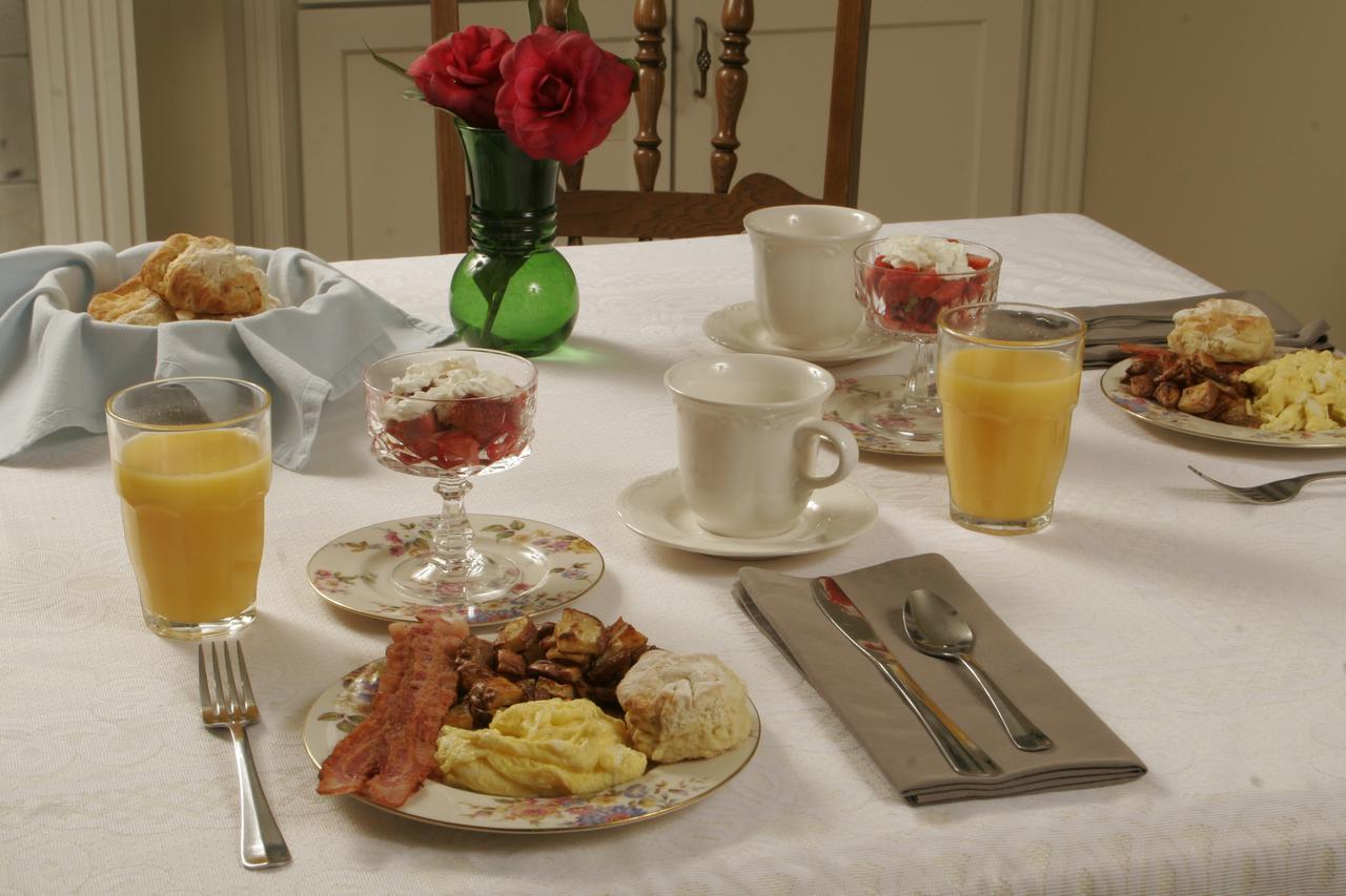 Seven Oaks Bed & Breakfast High Point Ngoại thất bức ảnh