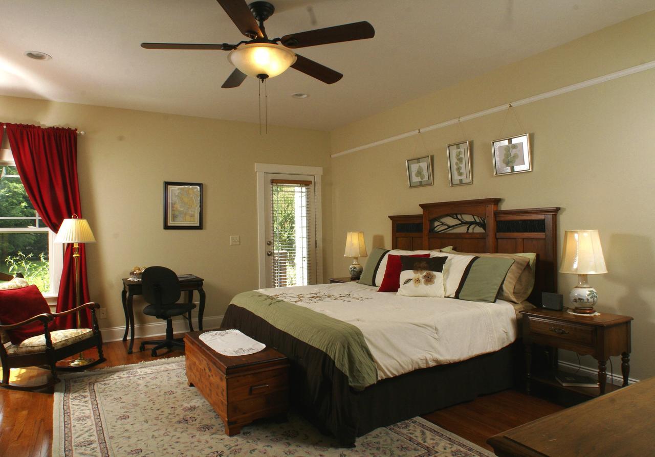 Seven Oaks Bed & Breakfast High Point Ngoại thất bức ảnh